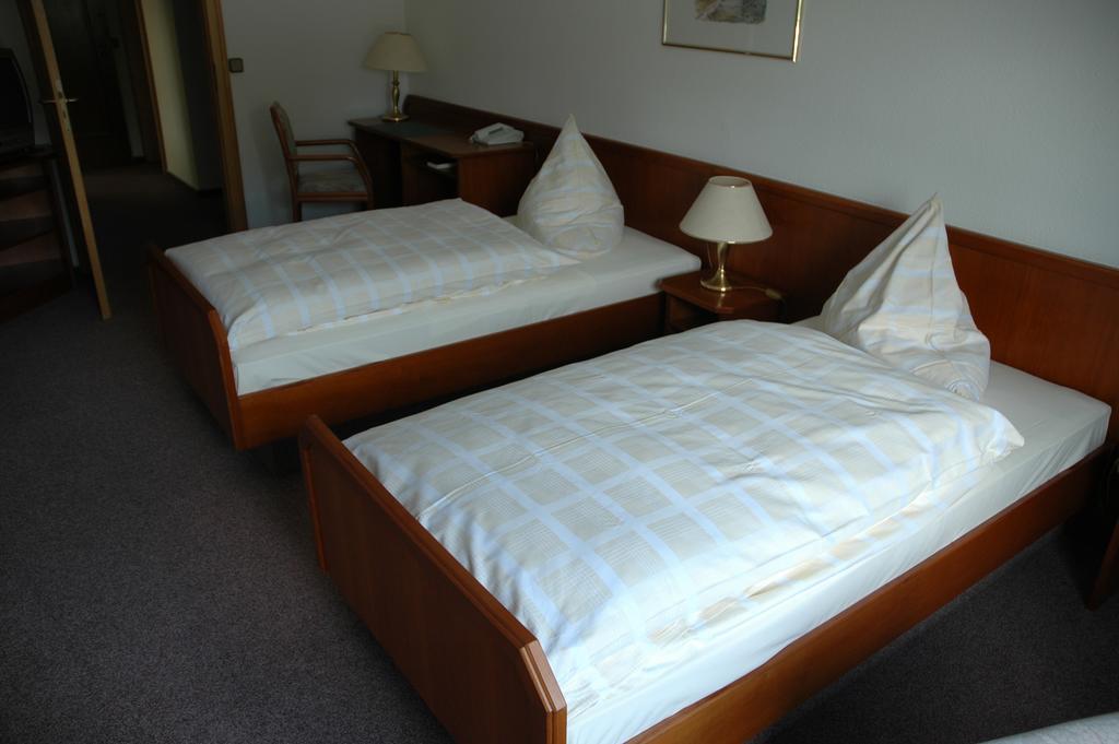 Hotel Heyder Burscheid Buitenkant foto